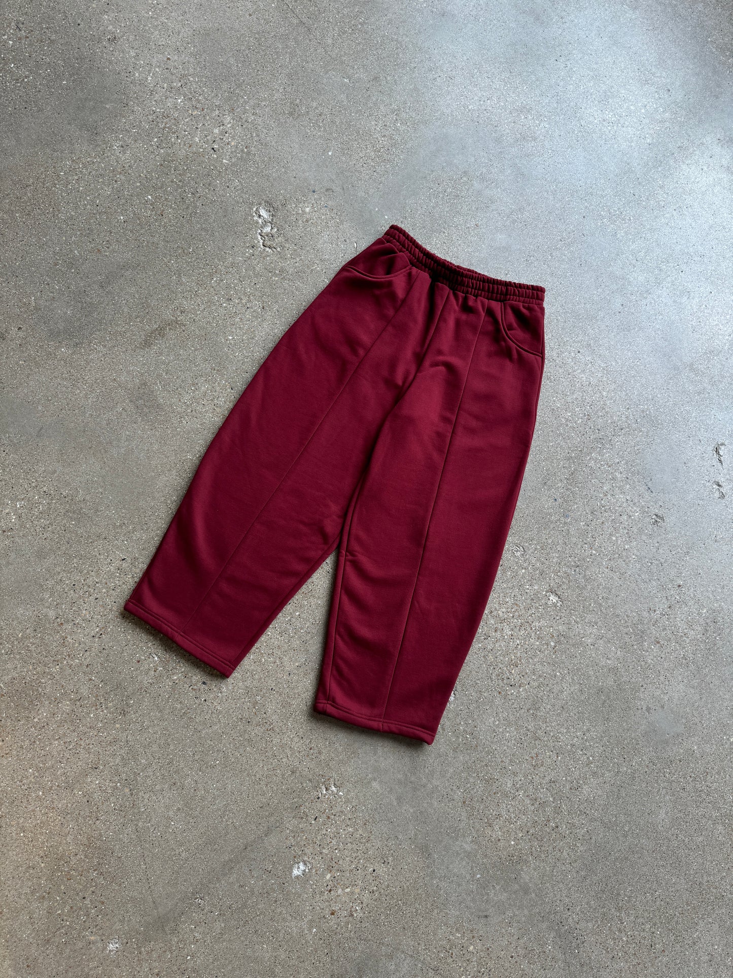 COMFY SWEATS - WINE RED