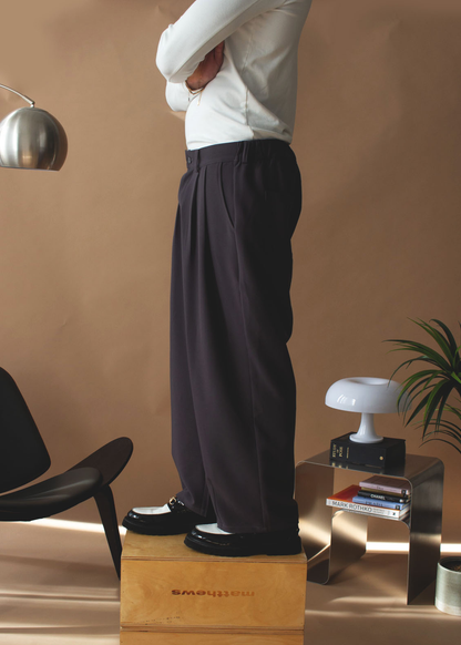 PLEATED PANTS - GREY